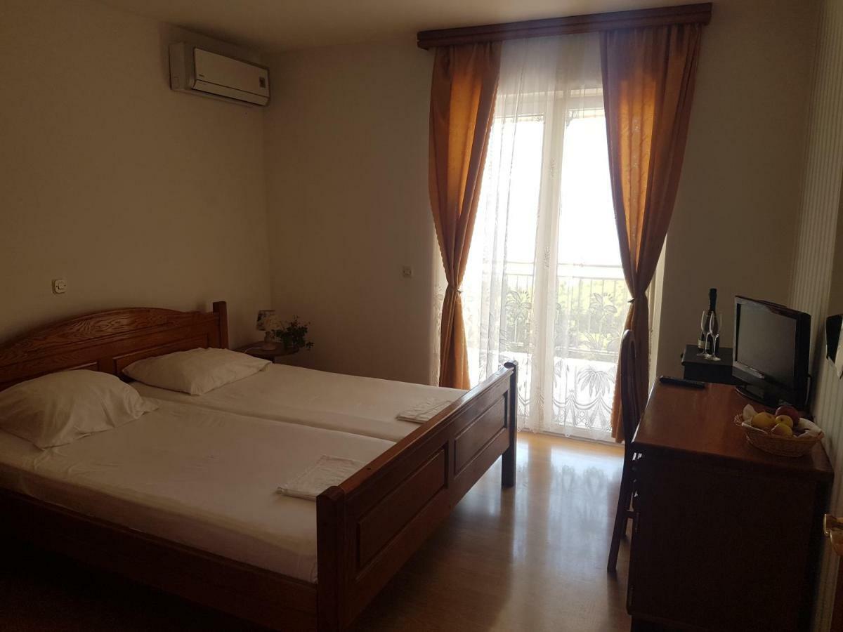 Villa Luka Брела Экстерьер фото